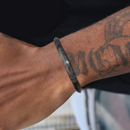Brazalete tribal